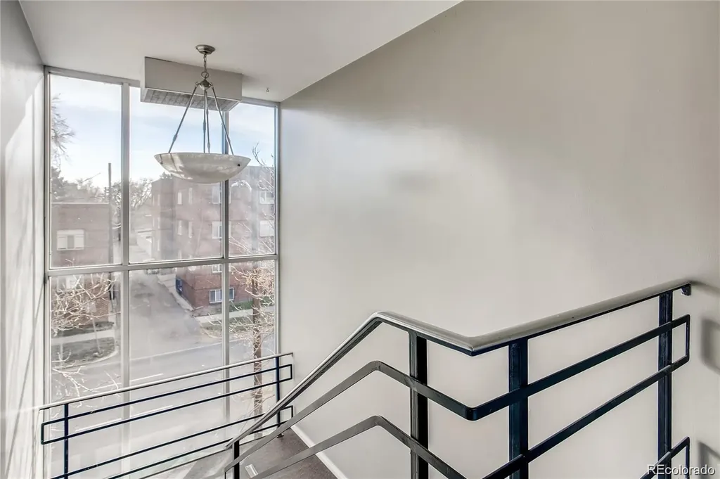 925 E 8th Avenue Denver CO 80218