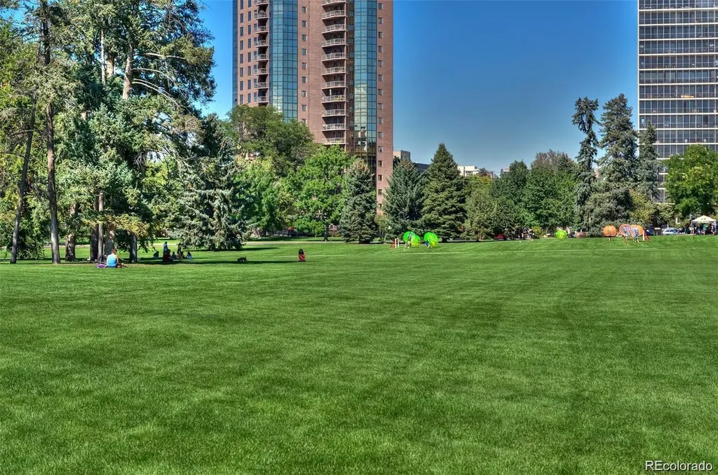 925 E 8th Avenue Denver CO 80218
