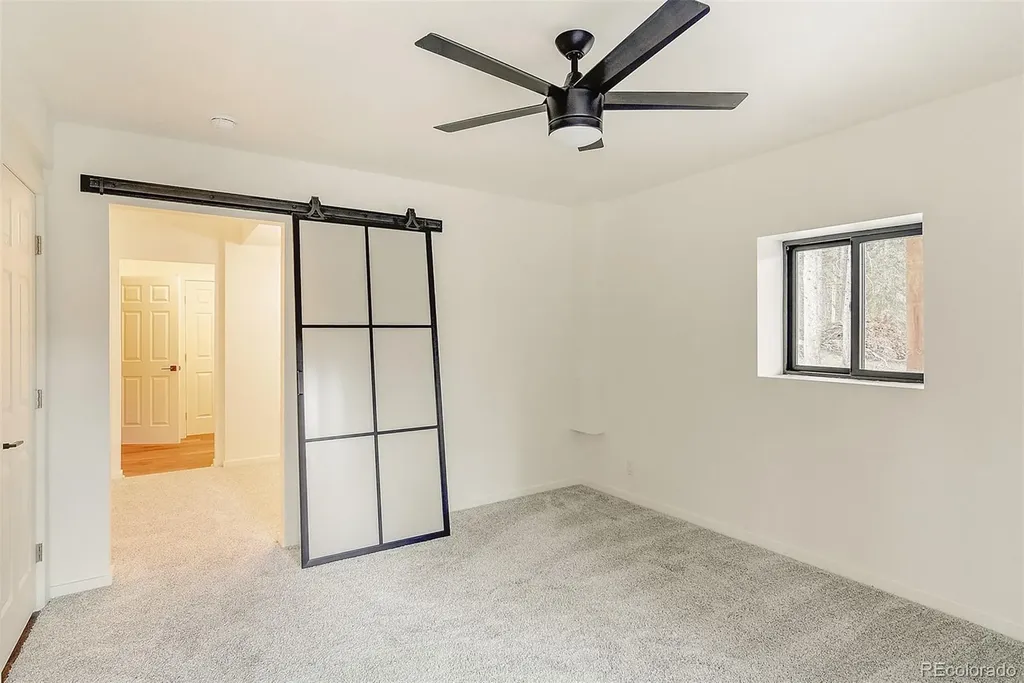 148 N Aspen Street Alma CO 80420