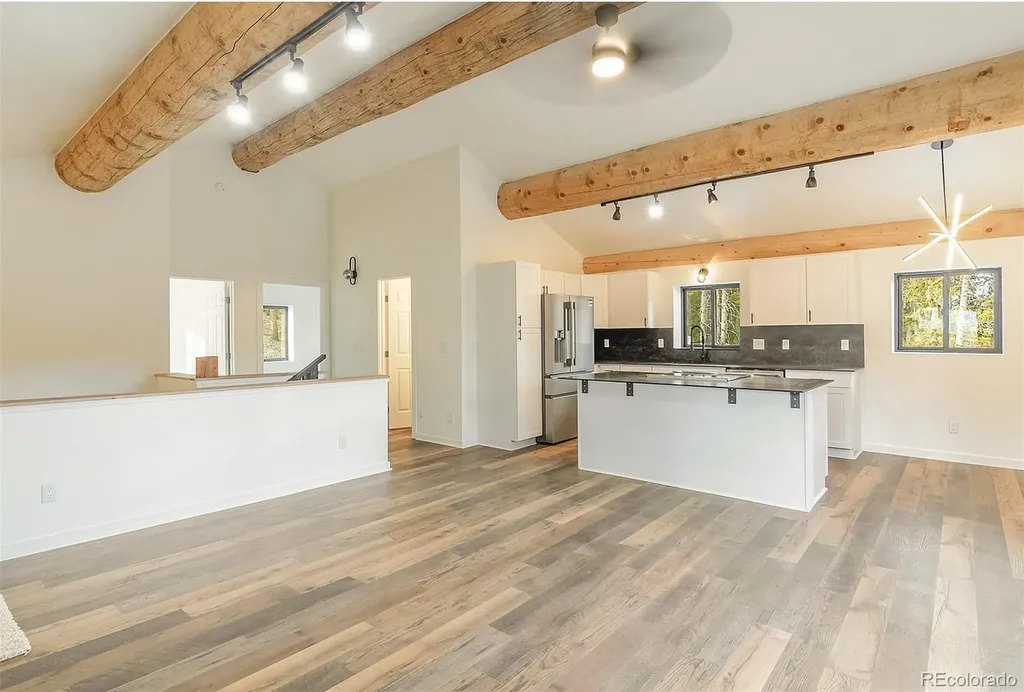 148 N Aspen Street Alma CO 80420