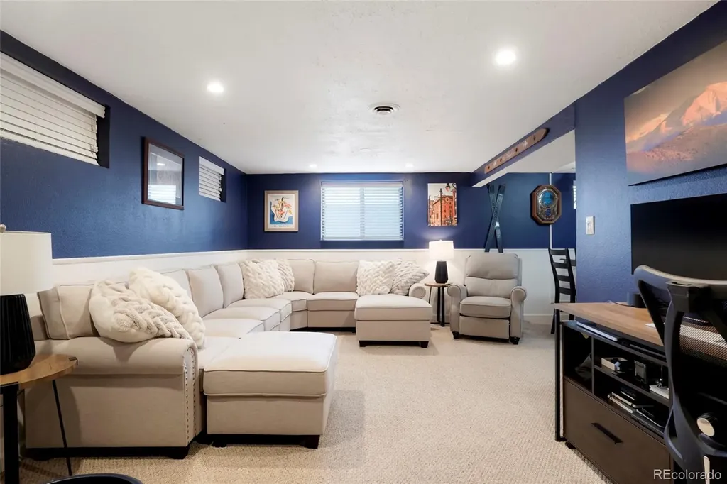 6607 Eaton Street Arvada CO 80003
