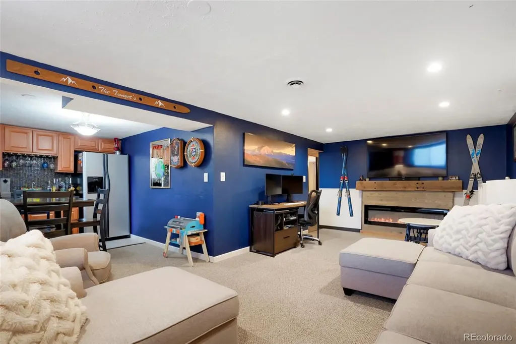 6607 Eaton Street Arvada CO 80003