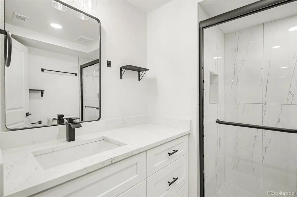 11915 E Arizona Drive Aurora CO 80012
