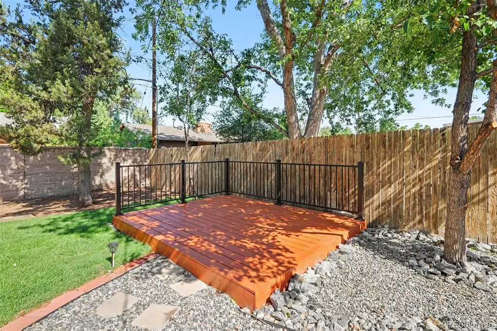 11915 E Arizona Drive Aurora CO 80012