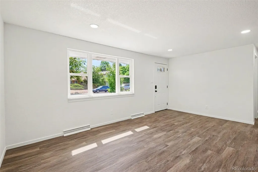 11915 E Arizona Drive Aurora CO 80012