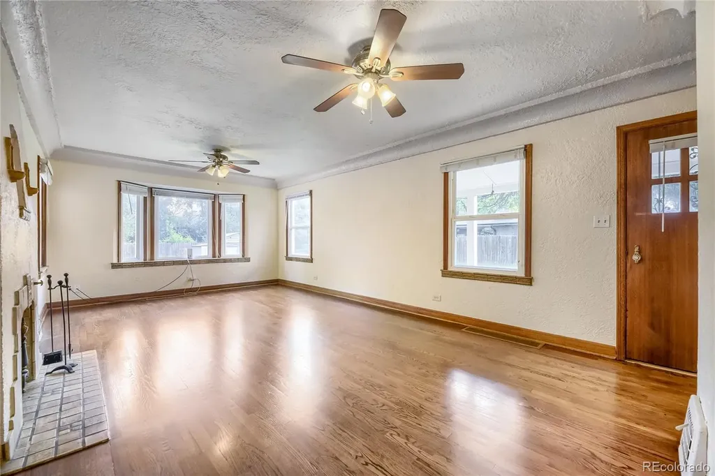 7050 W 5th Avenue Lakewood CO 80226