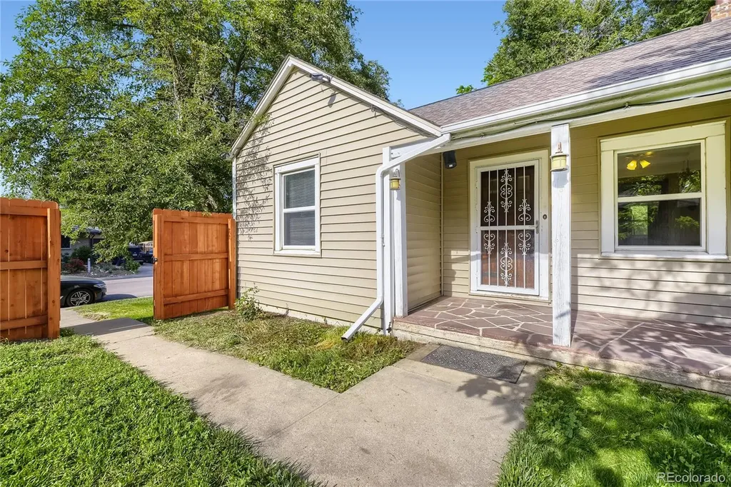 7050 W 5th Avenue Lakewood CO 80226
