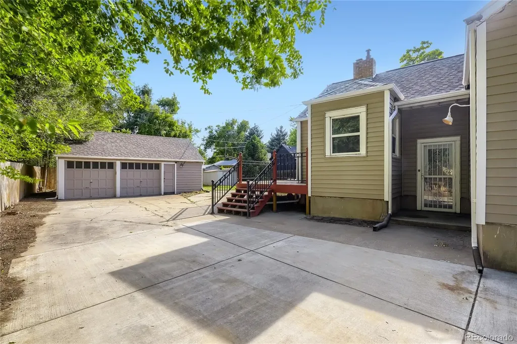 7050 W 5th Avenue Lakewood CO 80226