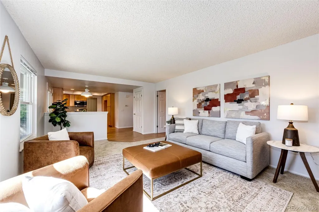 6360 S Jasmine Way Centennial CO 80111
