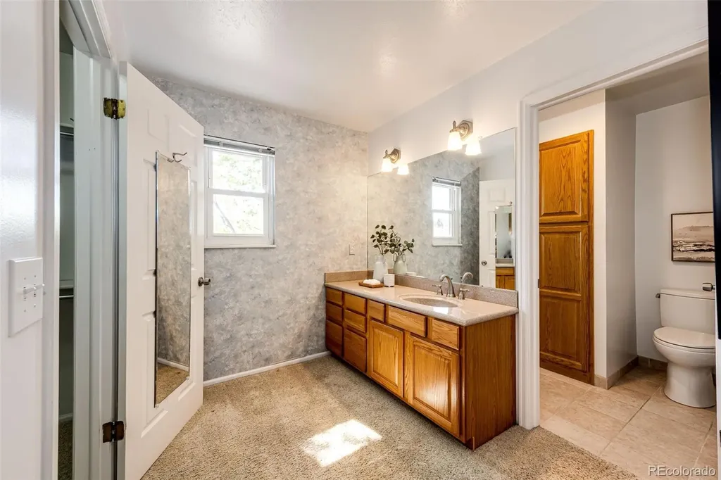 6360 S Jasmine Way Centennial CO 80111