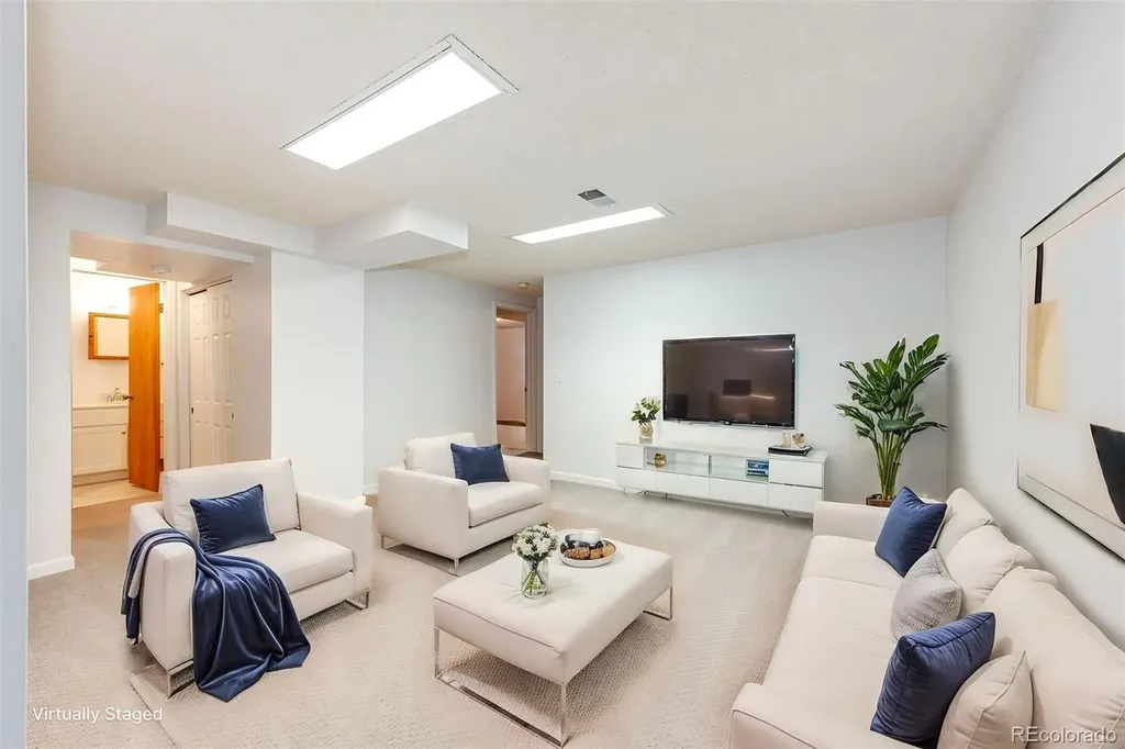 6360 S Jasmine Way Centennial CO 80111