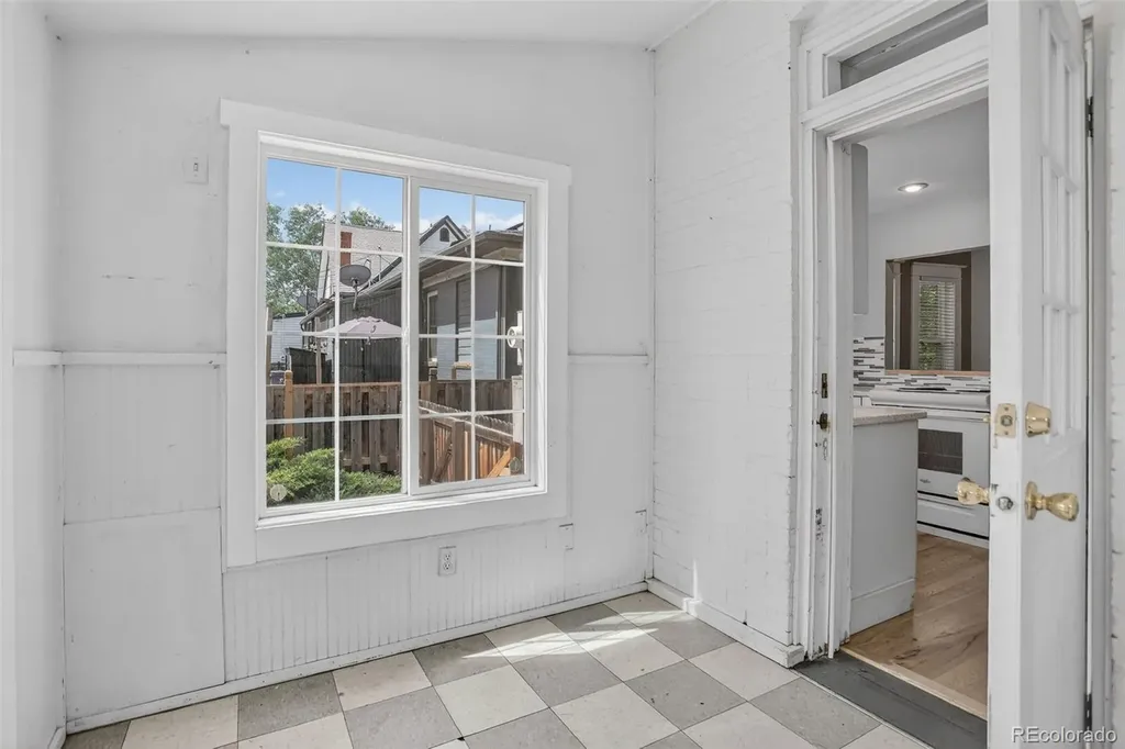 4250 Hooker Street Denver CO 80211