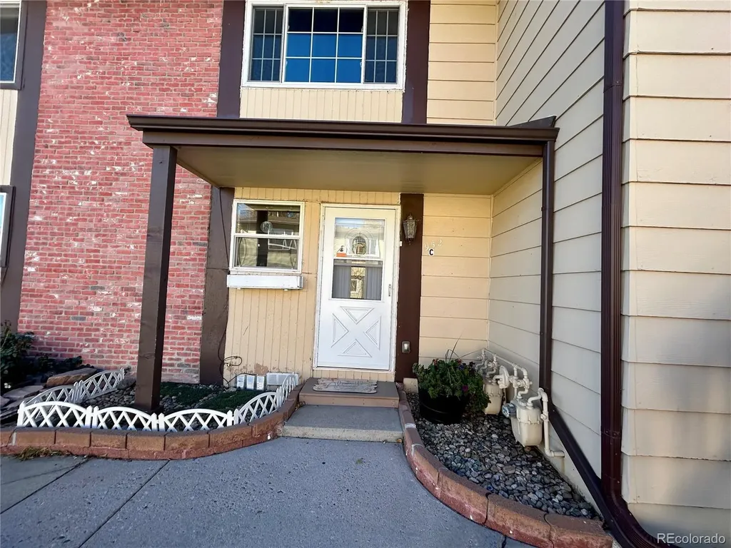 952 Coronado Parkway S Denver CO 80229