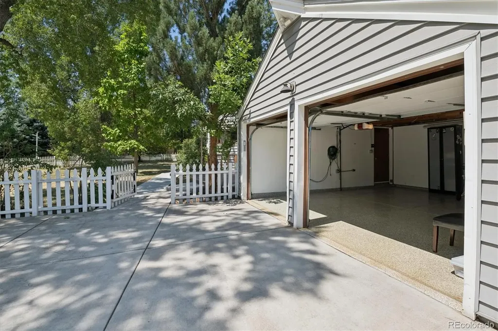 9305 W 5th Avenue Lakewood CO 80226