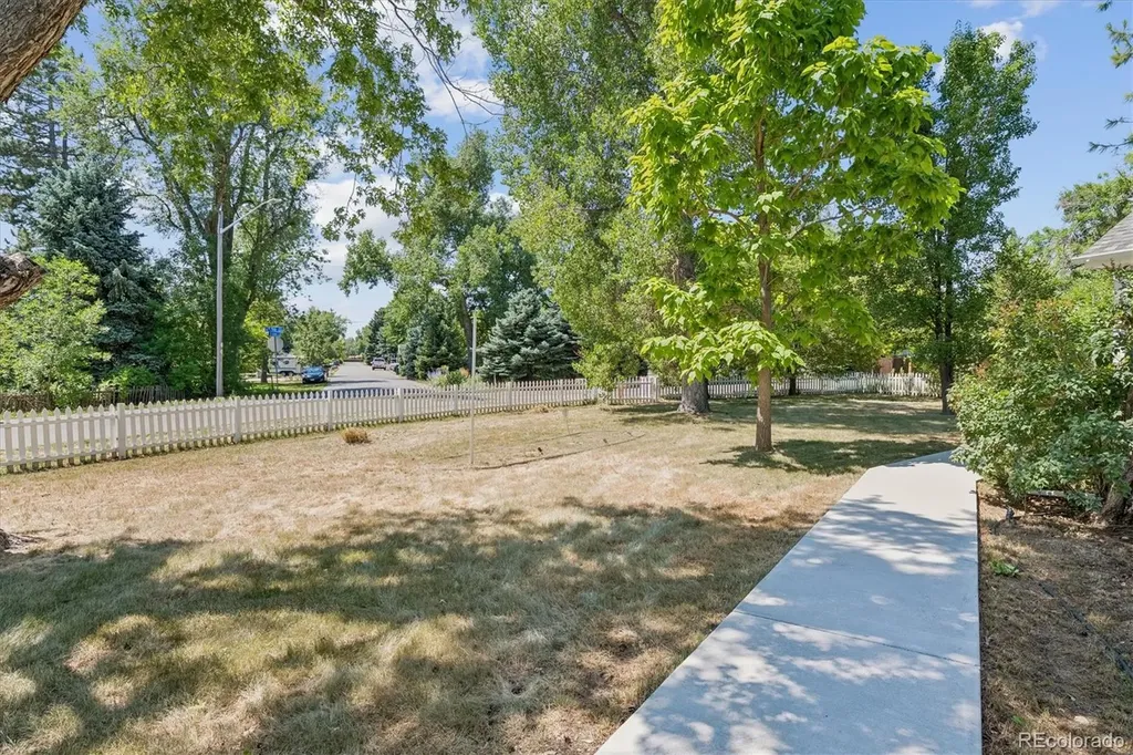 9305 W 5th Avenue Lakewood CO 80226