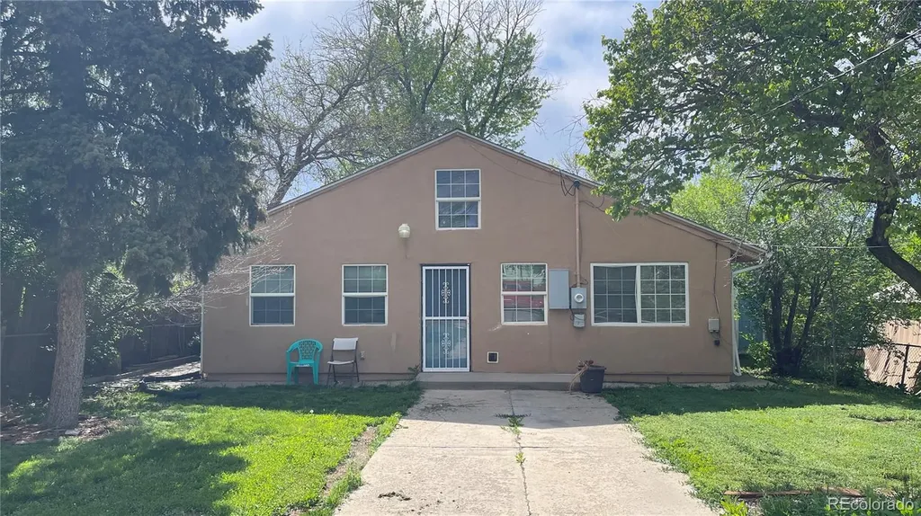 810 Lowell Boulevard Denver CO 80204