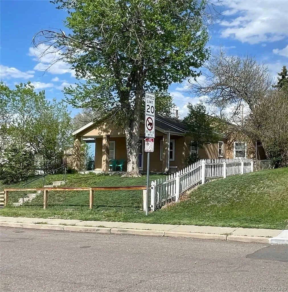 810 Lowell Boulevard Denver CO 80204