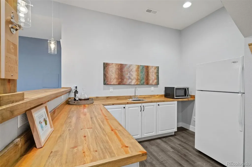 3031 Trenton Street Denver CO 80238