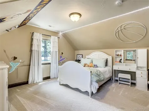 4735 Saxton Hollow Road Colorado Springs CO 80908