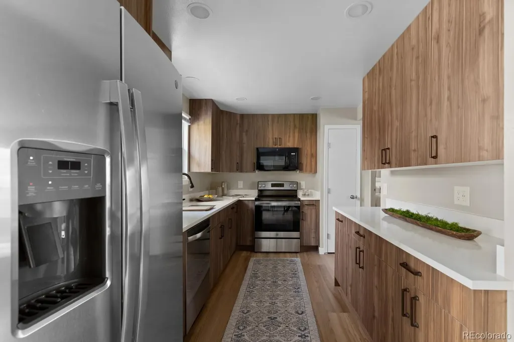 4382 S Ceylon Way Aurora CO 80015