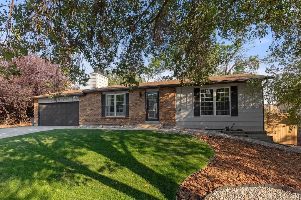4382 S Ceylon Way Aurora CO 80015