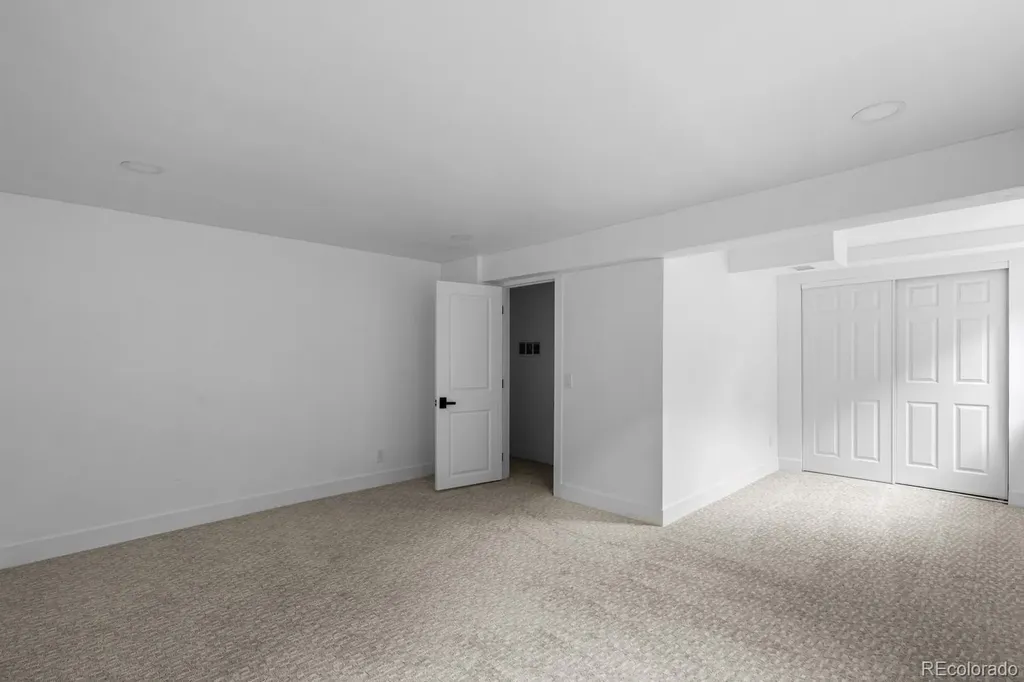 4382 S Ceylon Way Aurora CO 80015