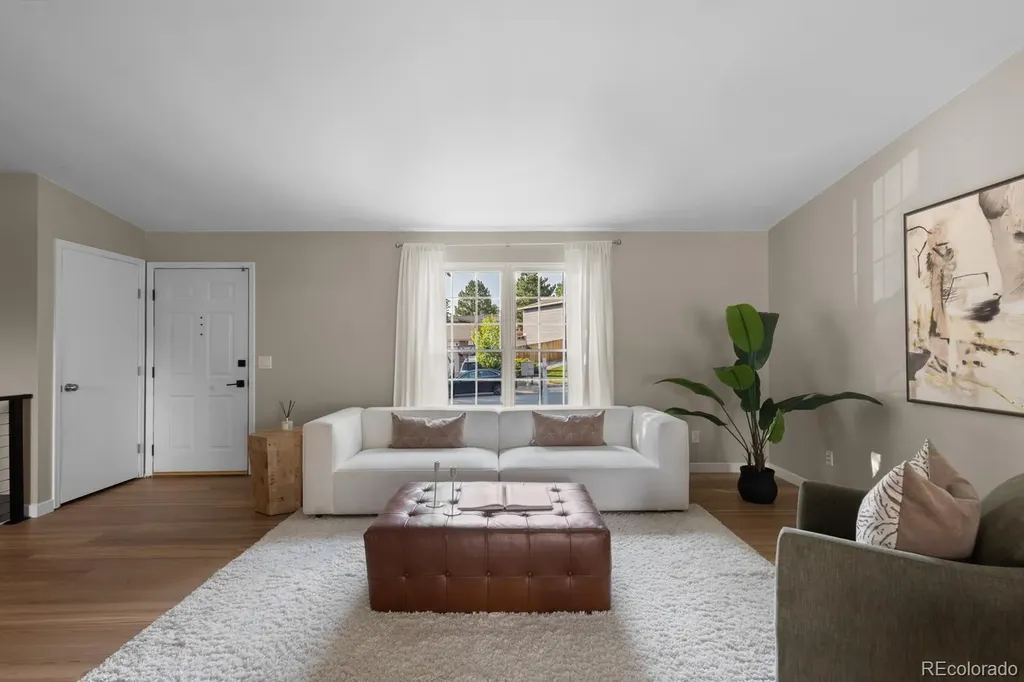4382 S Ceylon Way Aurora CO 80015