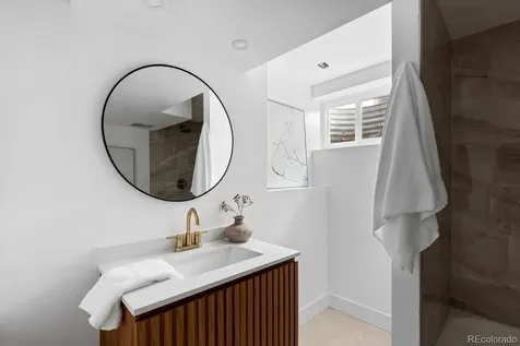 4382 S Ceylon Way Aurora CO 80015