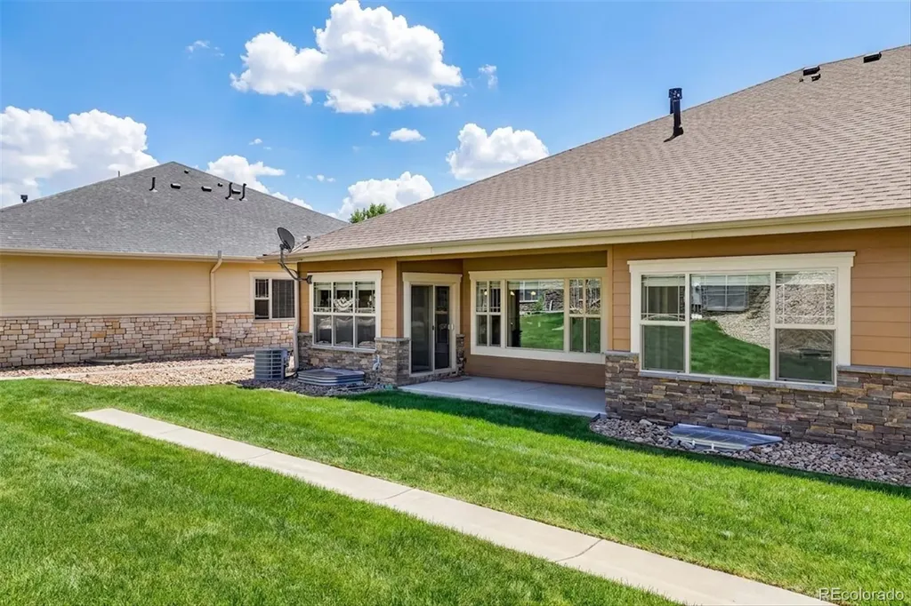 19355 E Stanford Avenue Aurora CO 80015