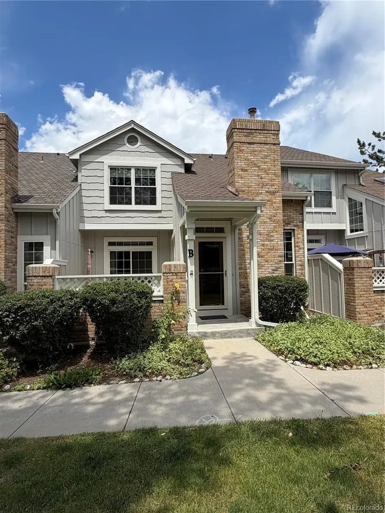 2985 W Long Drive Littleton CO 80120