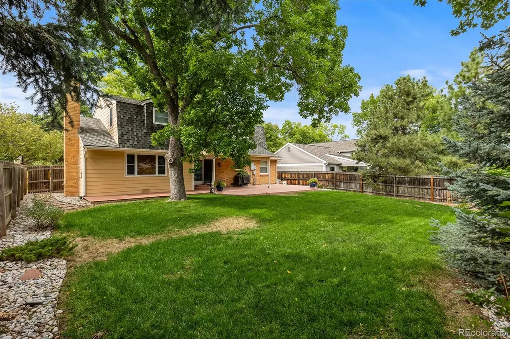 7045 E Costilla Drive Englewood CO 80112