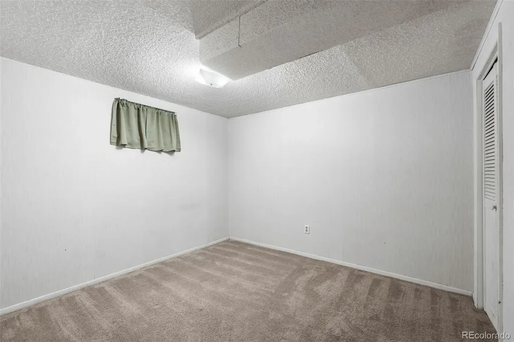 6128 S Madison Court Littleton CO 80121