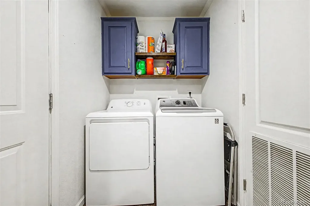 574 4th Street Bennett CO 80102