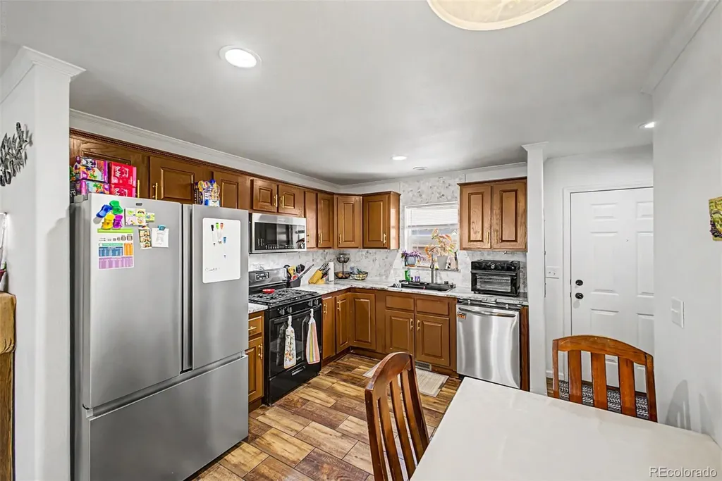 574 4th Street Bennett CO 80102