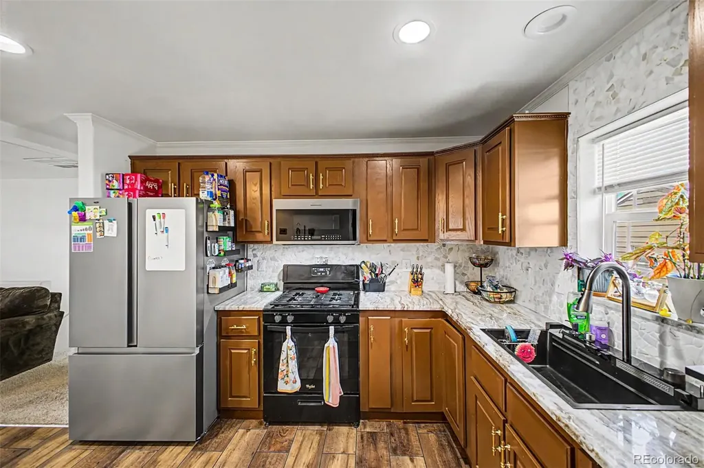 574 4th Street Bennett CO 80102