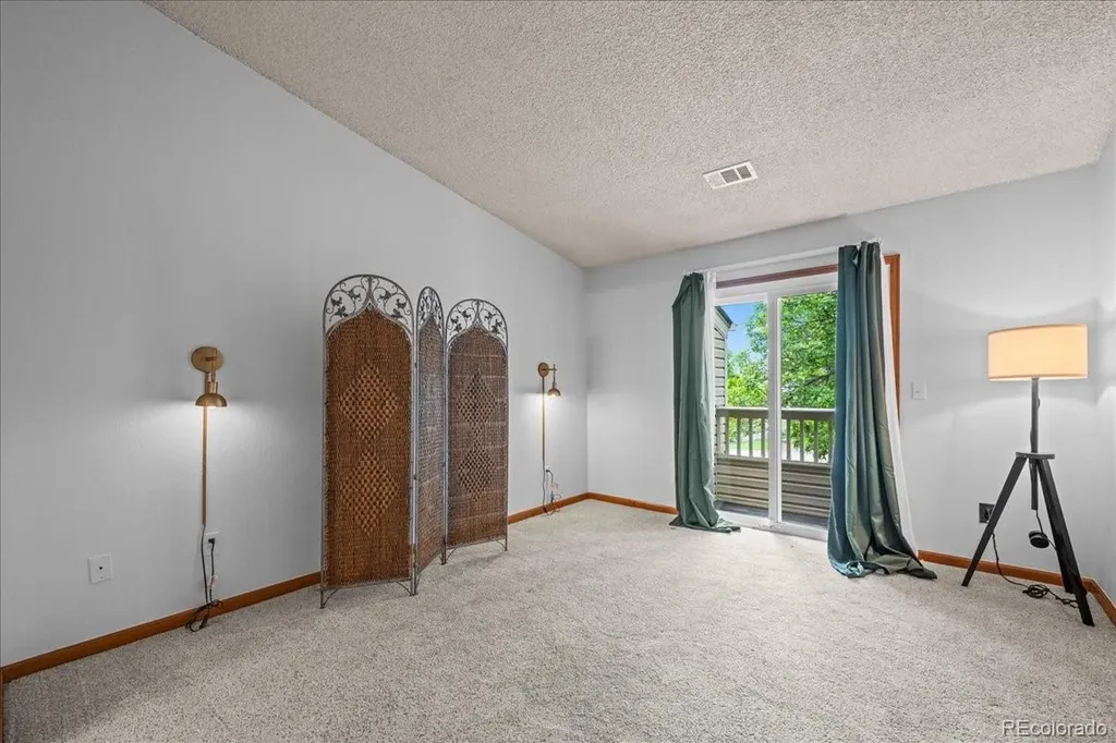 989 S Miller Street Lakewood CO 80226
