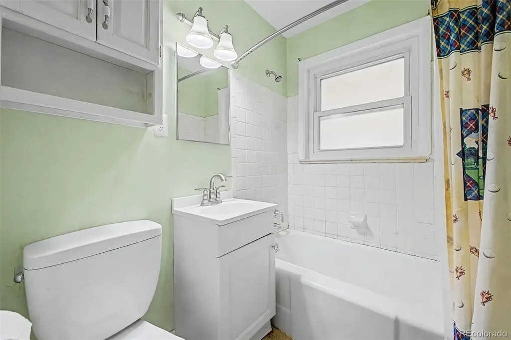 3429 S Fairfax Street Denver CO 80222
