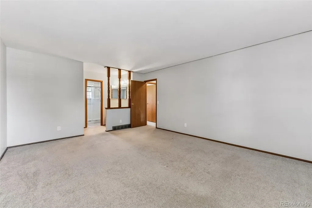 4310 S Dillon Street Aurora CO 80015