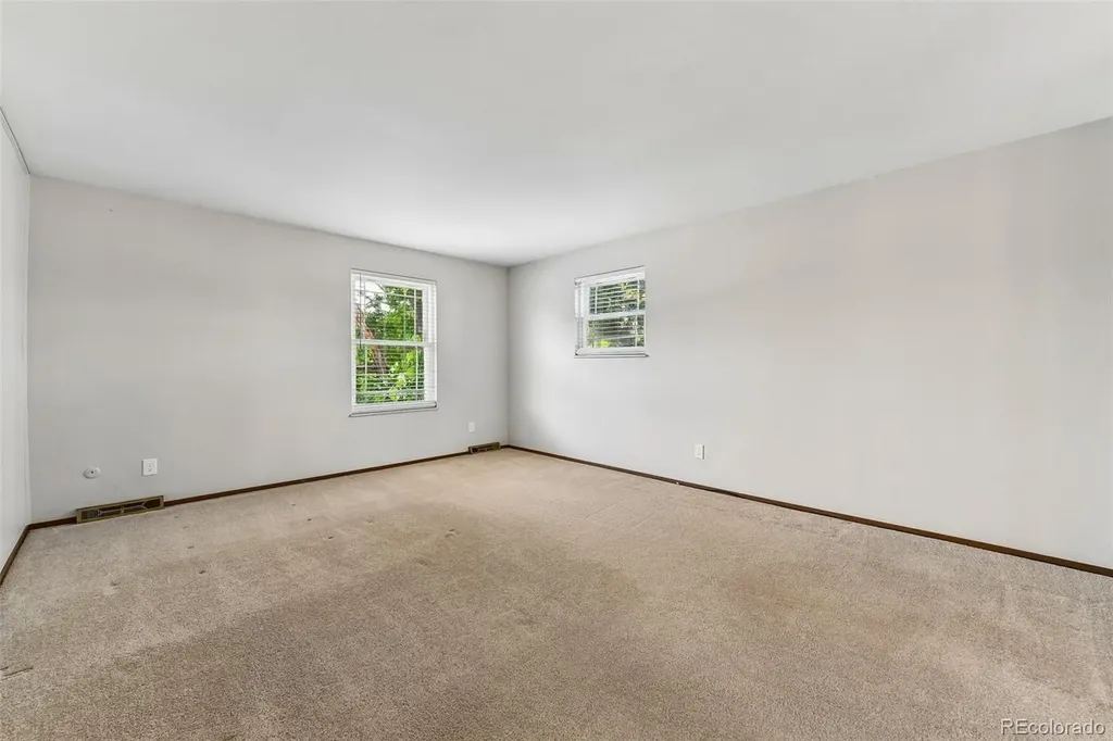 4310 S Dillon Street Aurora CO 80015