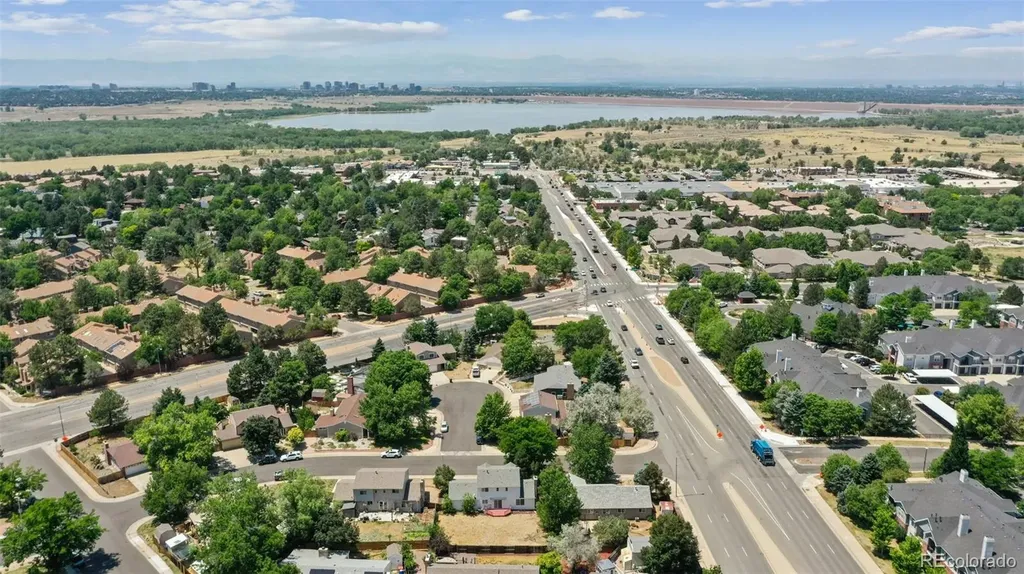 4310 S Dillon Street Aurora CO 80015