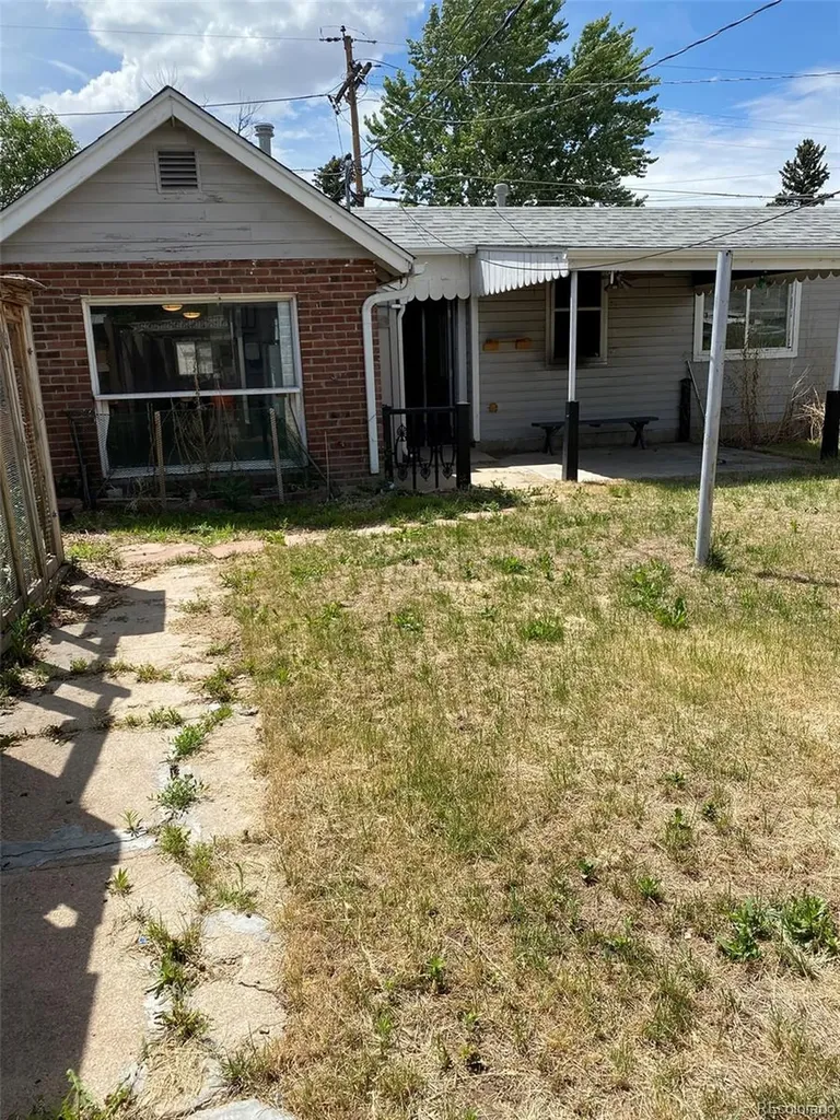 1271 Uinta Street Denver CO 80220