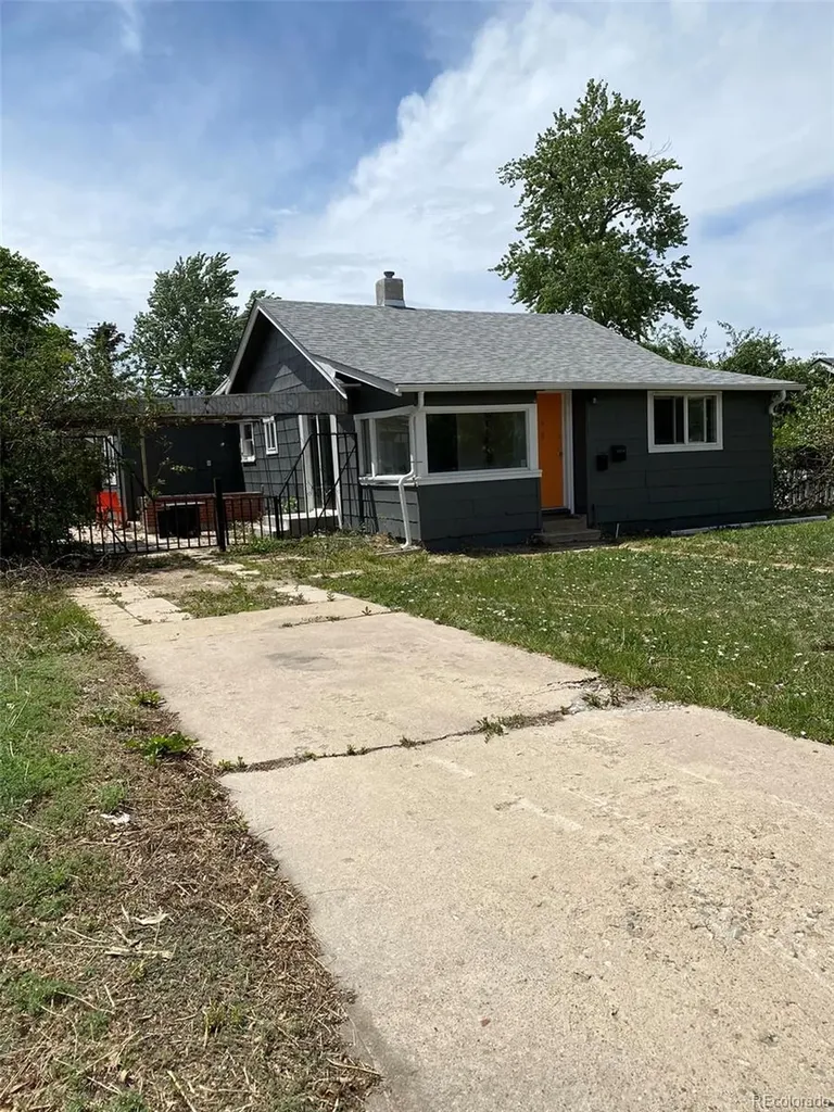 1271 Uinta Street Denver CO 80220