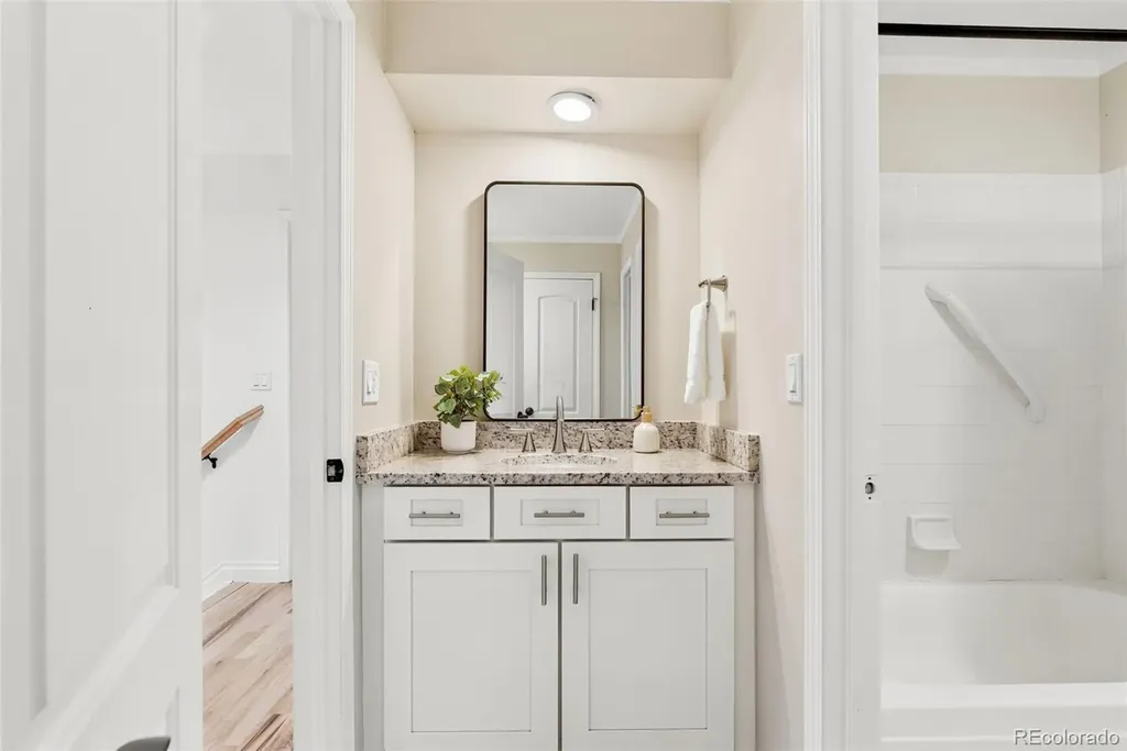 4952 W Lake Place Littleton CO 80123