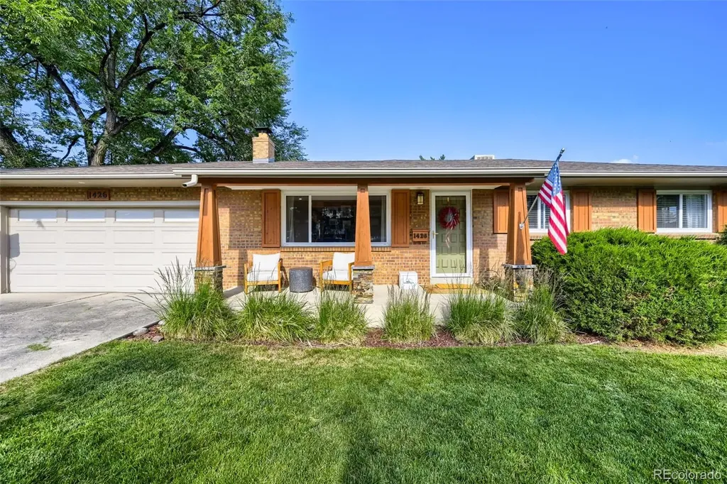 1426 S Van Dyke Way Denver CO 80228