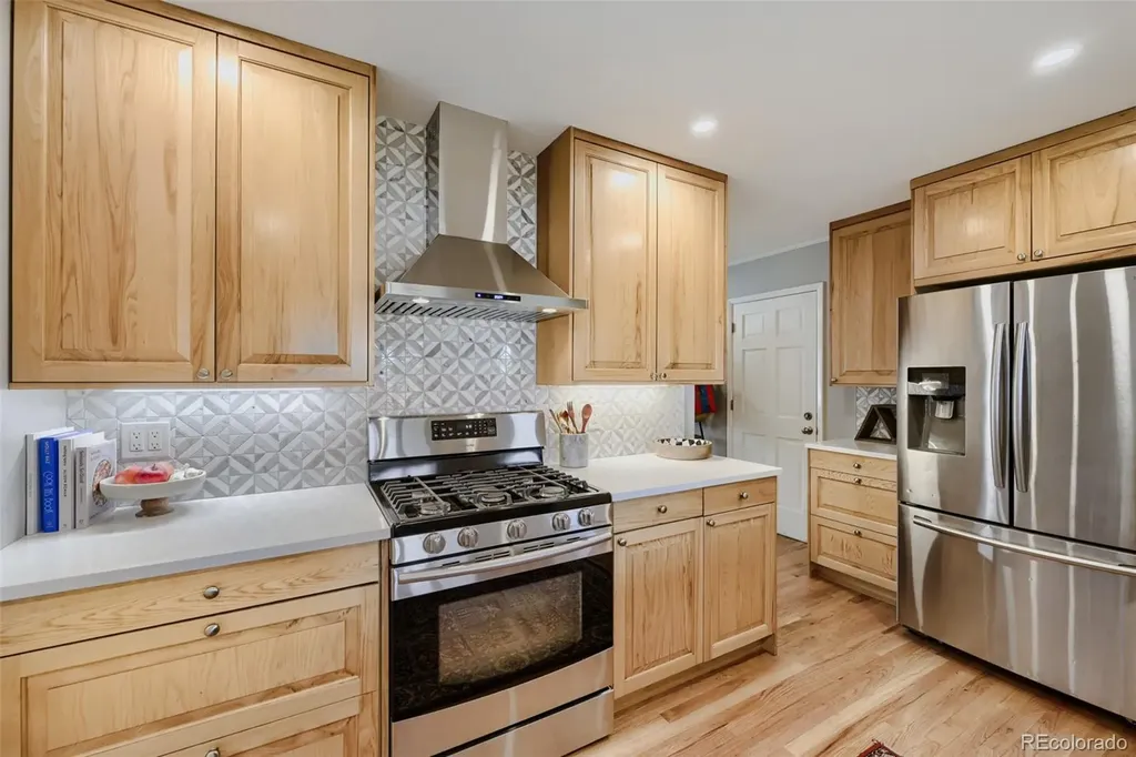 1426 S Van Dyke Way Denver CO 80228