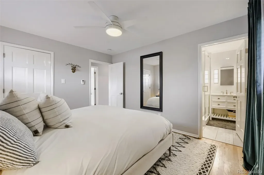 1426 S Van Dyke Way Denver CO 80228