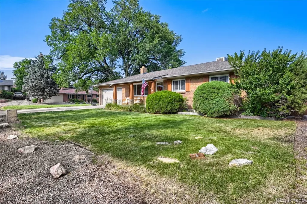 1426 S Van Dyke Way Denver CO 80228