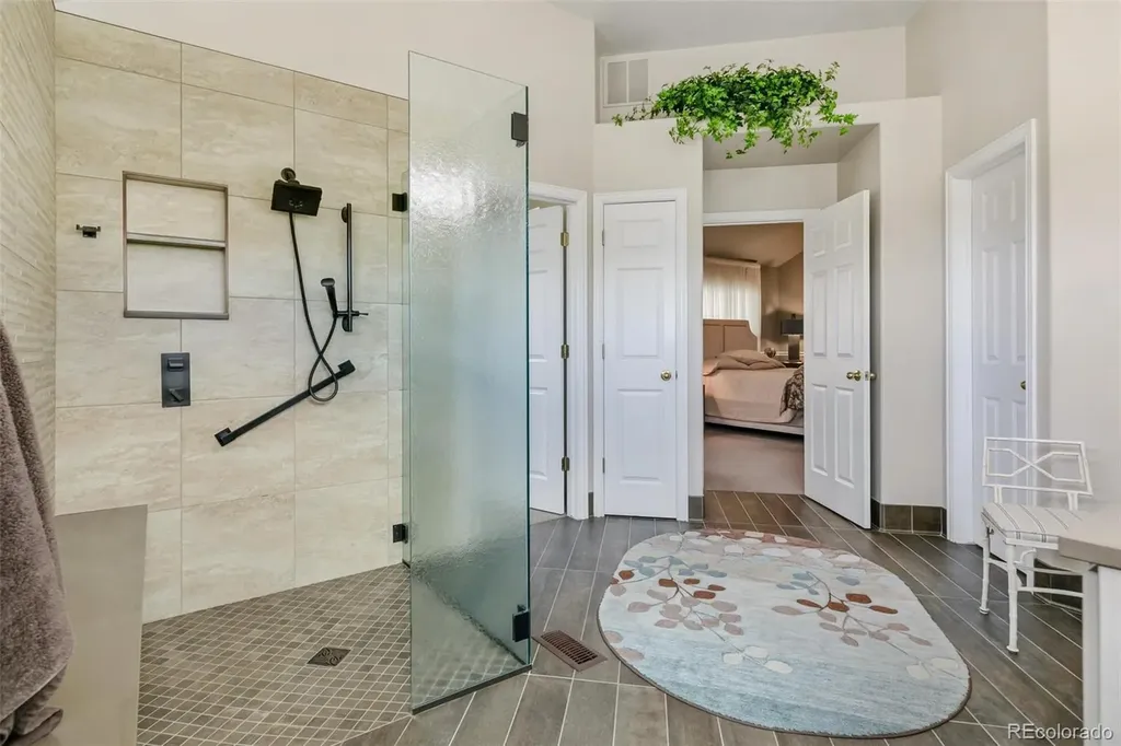 1011 S Valentia Street Denver CO 80247