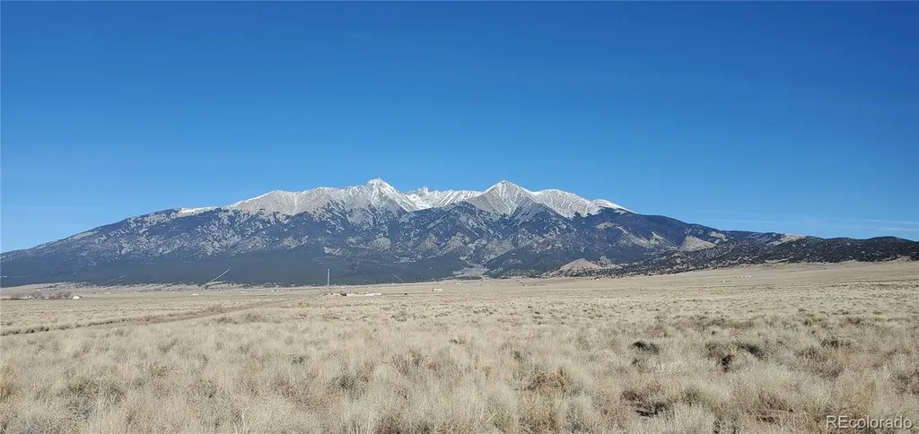 8 Oak Avenue Blanca CO 81123