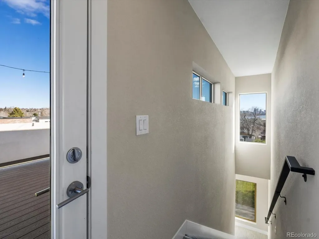 1939 Eaton Street Lakewood CO 80214